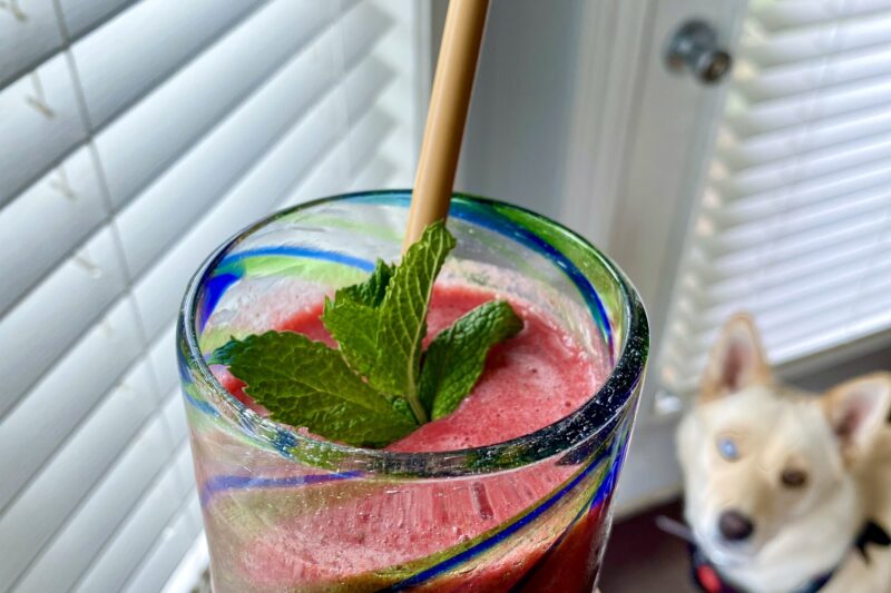 WholisticDish_Recipes_Raspberry Mint Smoothie