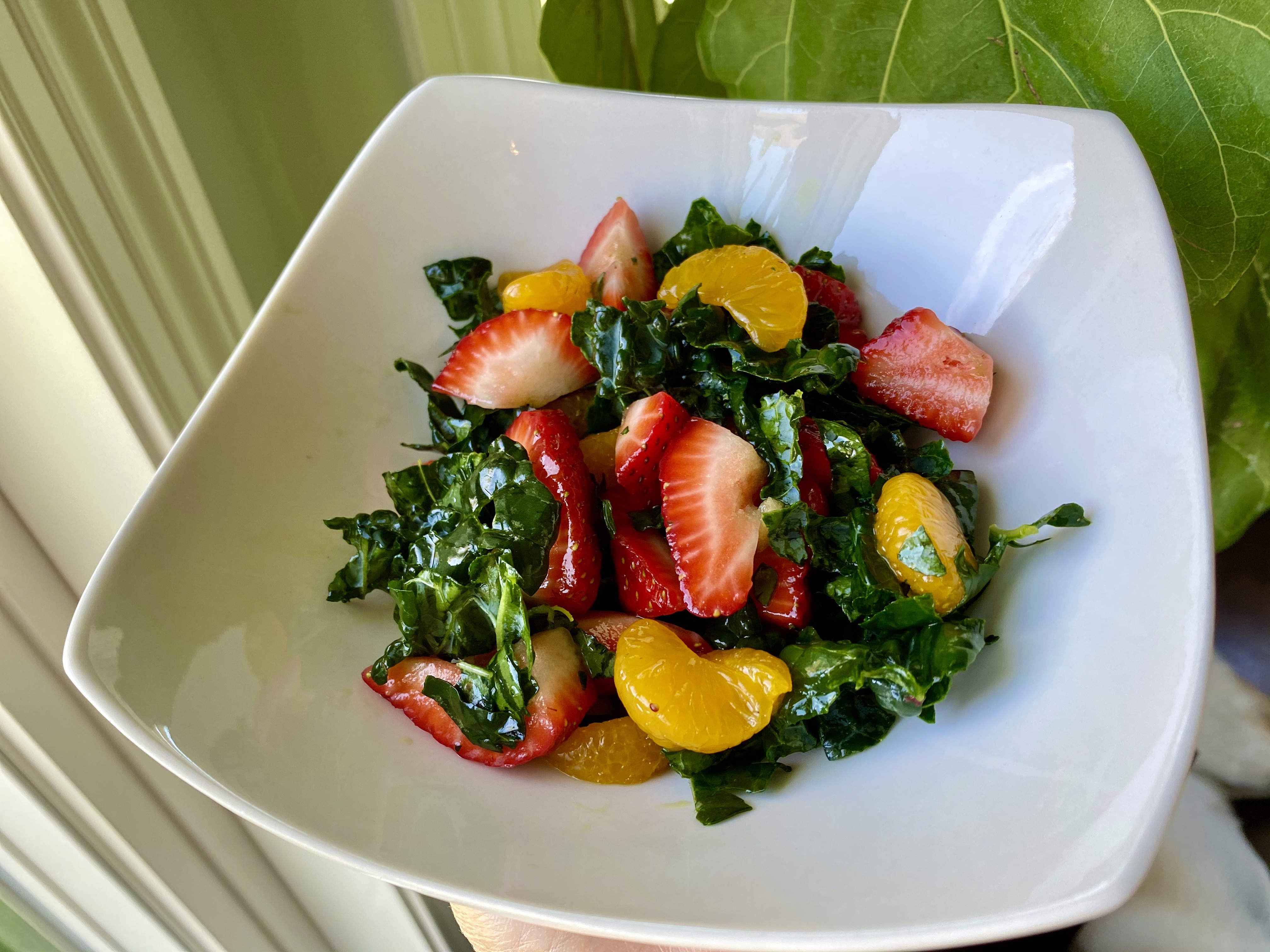 WholisticDish_Recipes_Strawberry Kale Salad